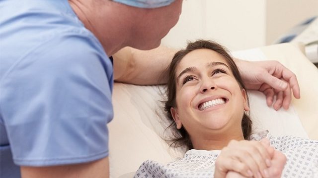 Perché eseguire un cesareo in una donna nata da cesareo?